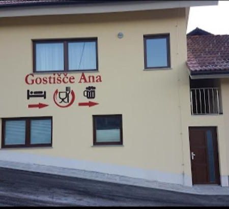Hotel And Restaurant Ana Hrib-Loski Potok Exterior foto